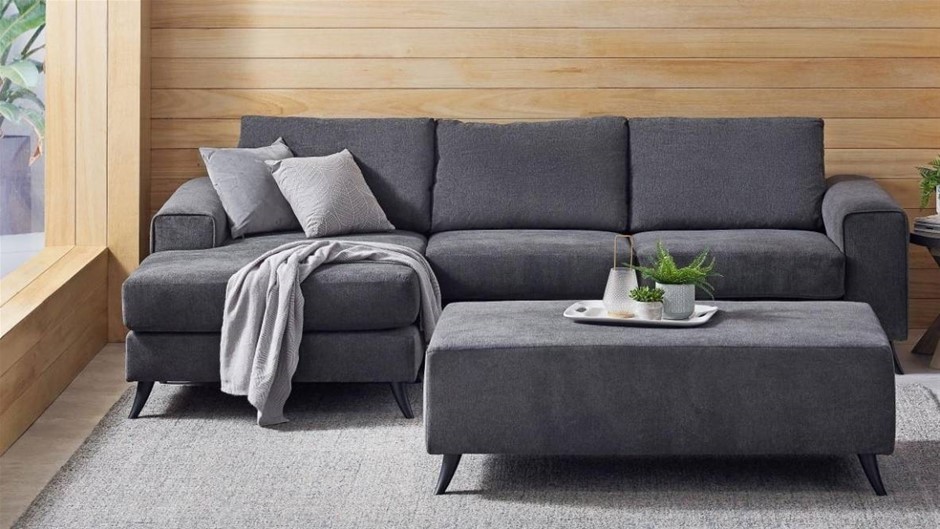 Berwick 3.5Seater Fabric Sofa with Chaise Auction (00382184280