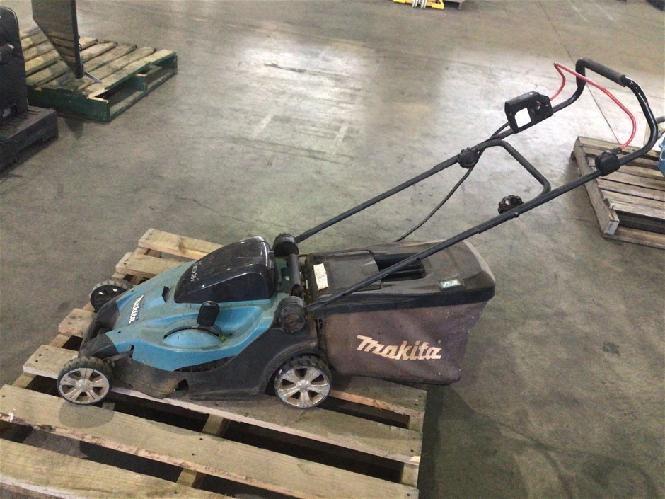 Makita DLM431 Lawnmower Auction (0162-8013804) | Grays Australia