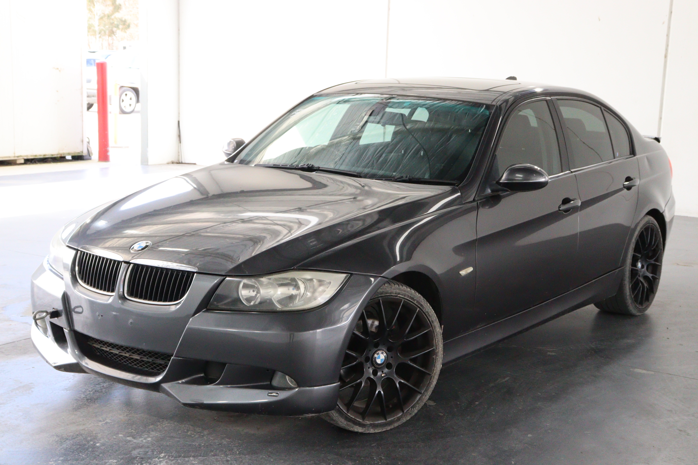 2005 BMW 320i E90 Automatic Sedan Auction (0001-3499002) | Grays Australia