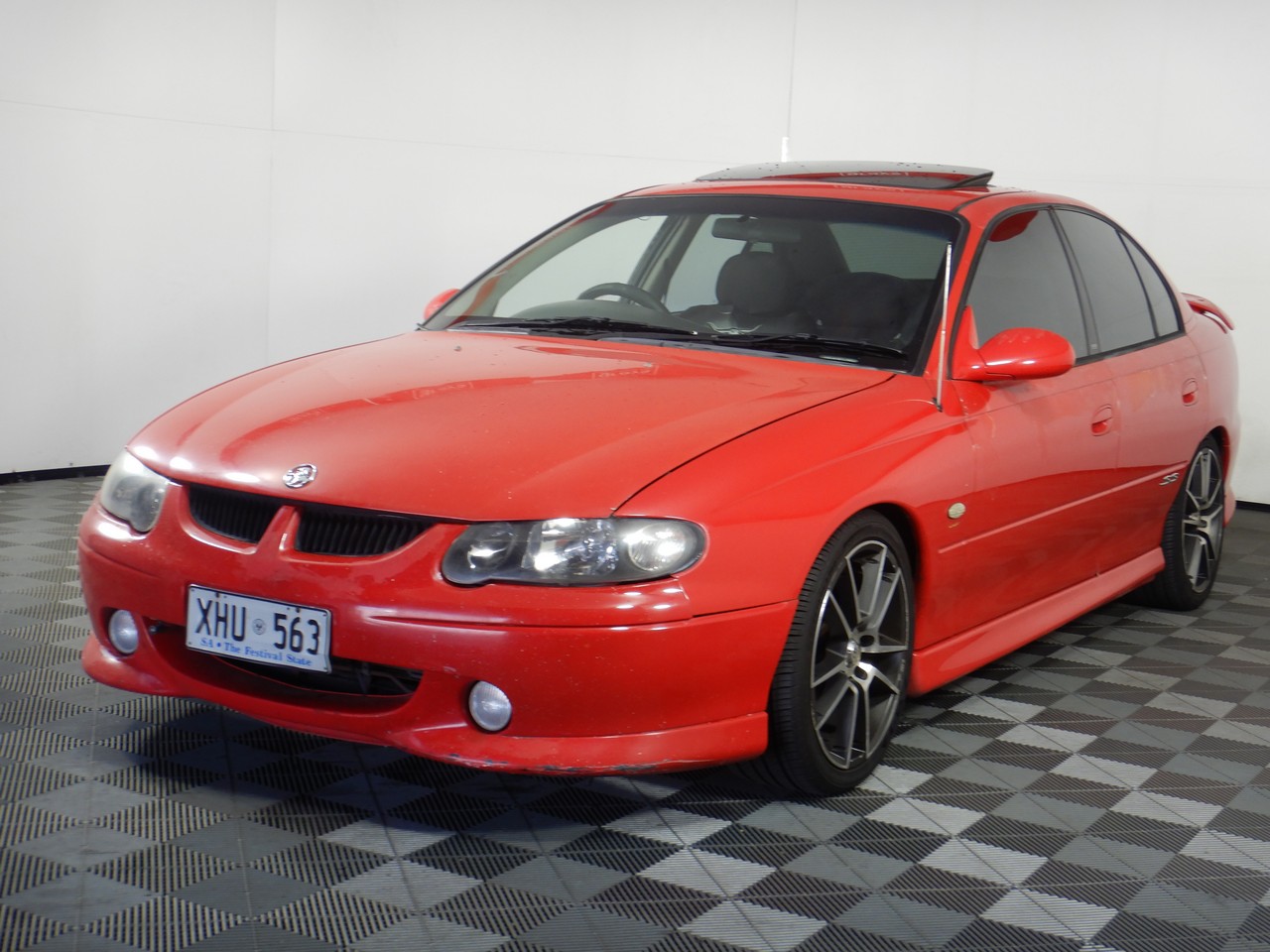 2001 Holden Commodore SS VX Automatic Sedan Auction (0001-60010802 ...