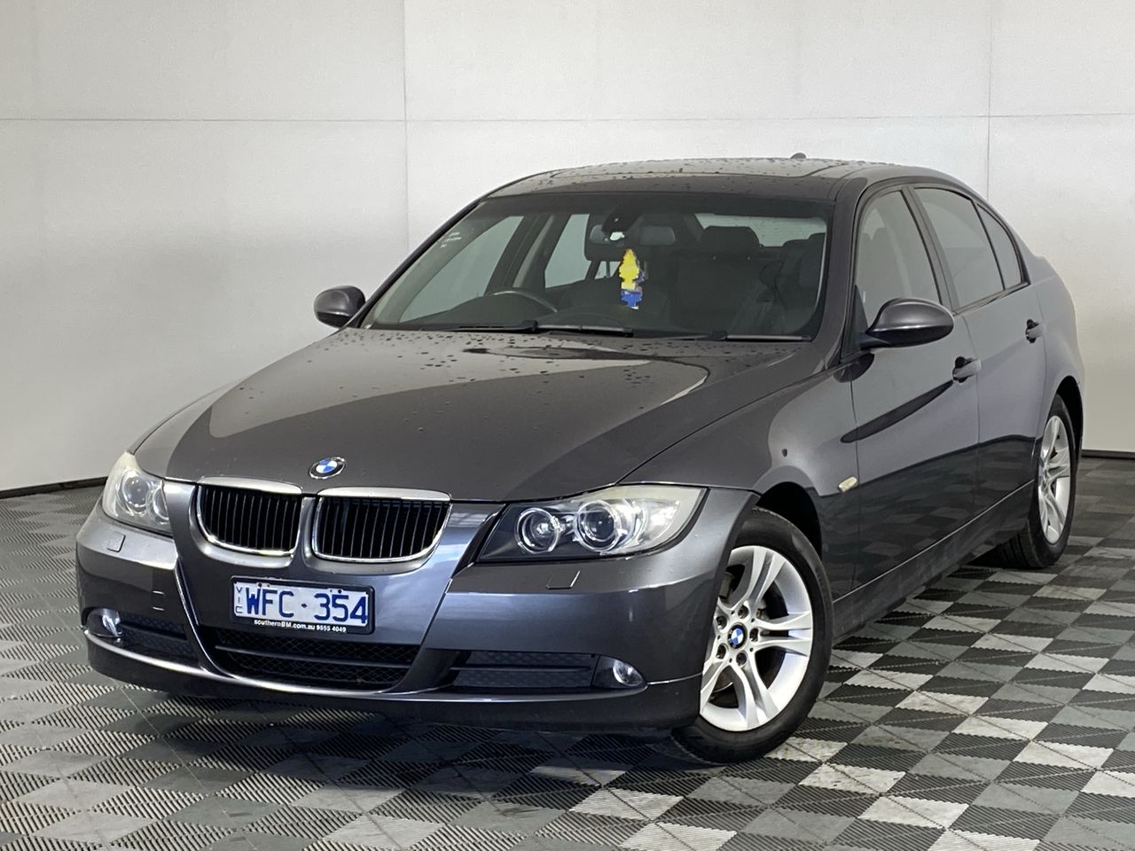 2008 BMW 3 Series 320i LUMINANCE E90 Automatic Sedan Auction (0001 ...