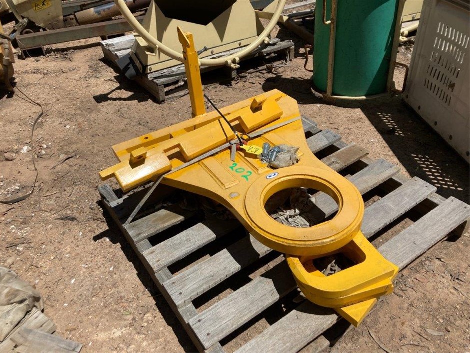 Recovery Hook (Underground Loader) Auction (0106-3020514) | Grays Australia