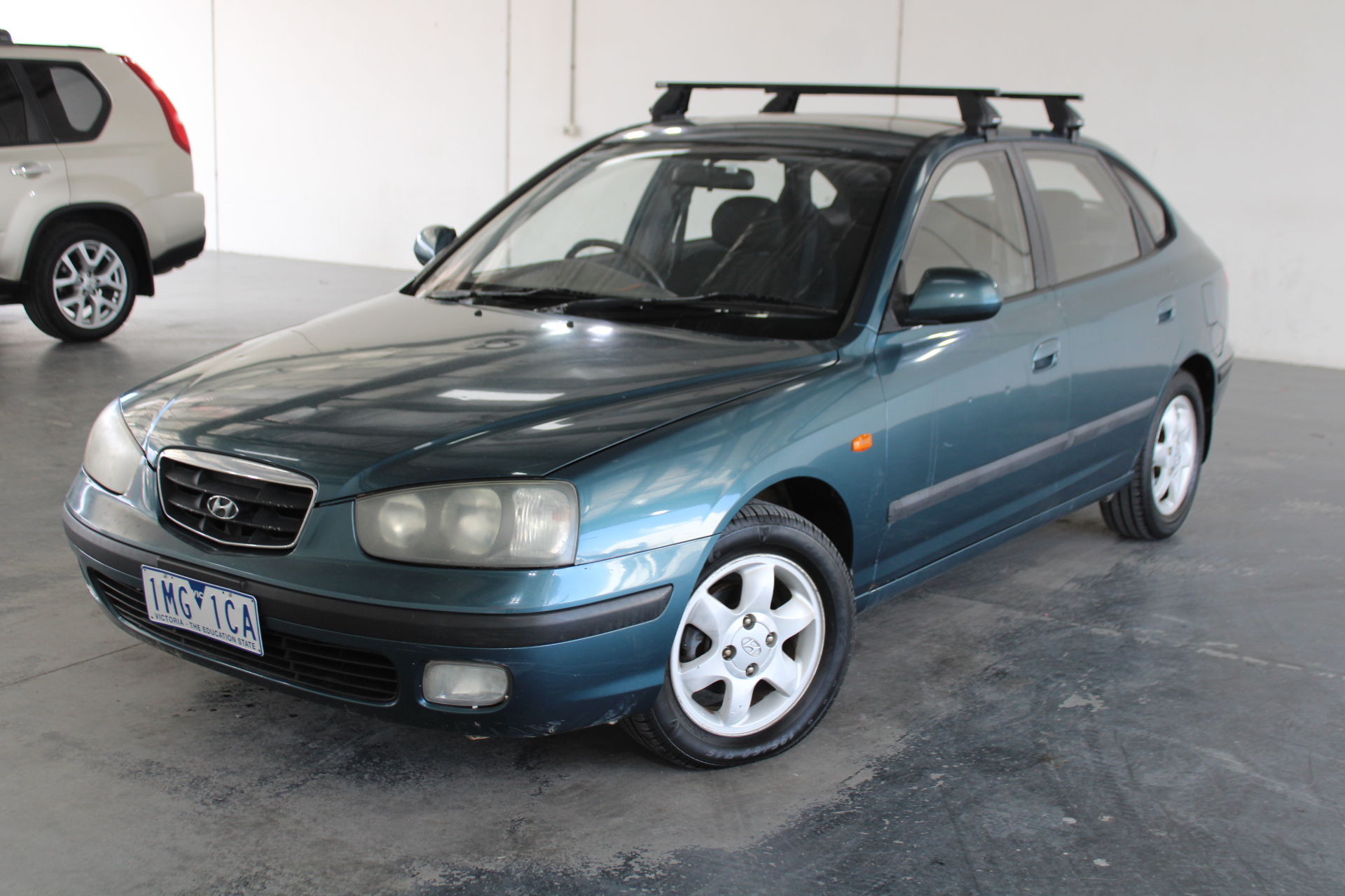 2002 Hyundai Elantra GLS XD Manual Hatchback Auction (0001-20046207 ...