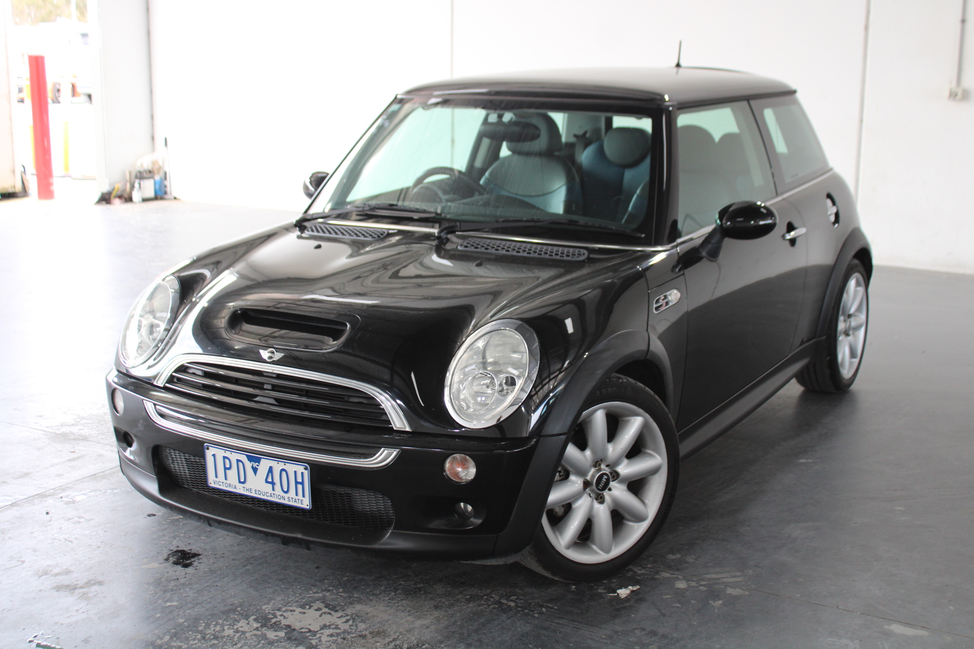 2003 Mini Cooper S Manual Hatchback Auction (000120041192) Grays
