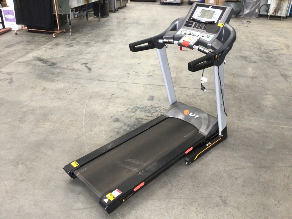 BH Fitness G6350B I.Concept Treadmill Auction 0016 3020935