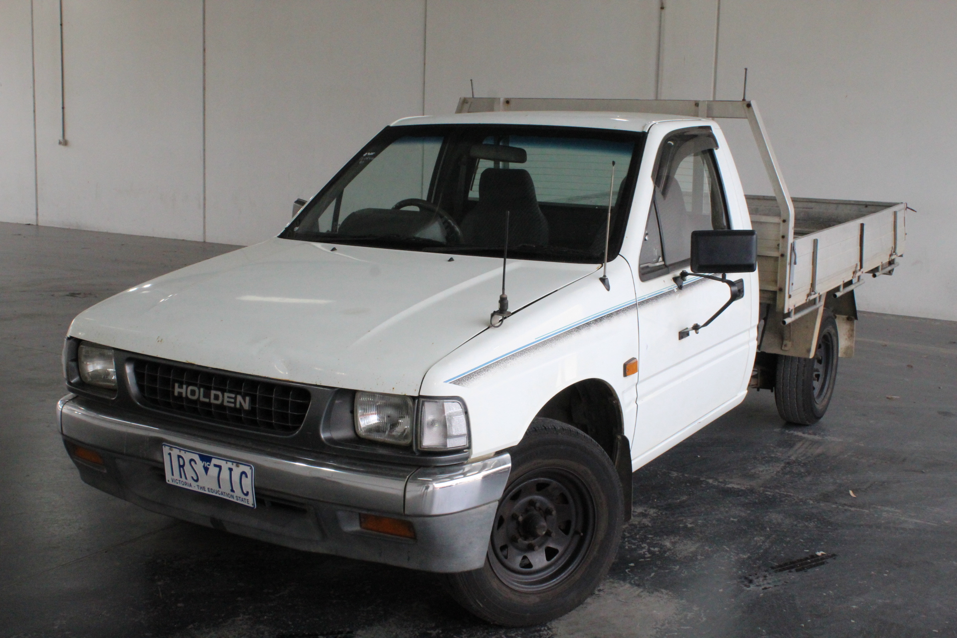 1991 Holden Rodeo DELUXE G3 Petrol Automatic Cab Chassis Auction (000120044449) Grays Australia