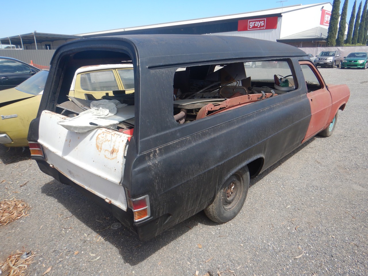 Hd holden panel store van for sale