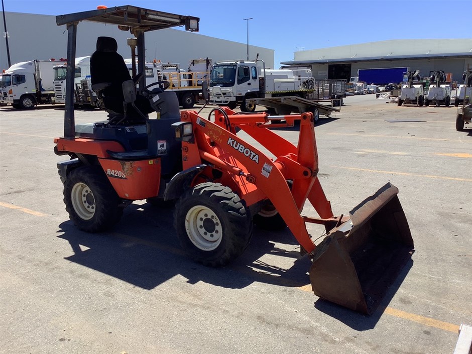 Kubota R420S Wheeled Loader Auction (0001-9030057) | Grays Australia