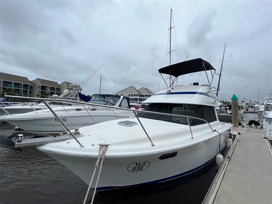 RIVIERA 27 FLYBRIDGE Auction (000150018280) Grays Australia