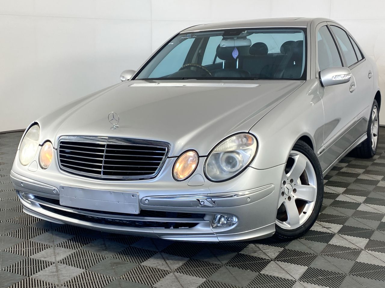 2003 Mercedes Benz E500 Avantgarde W211 Automatic Sedan Auction (0001 ...