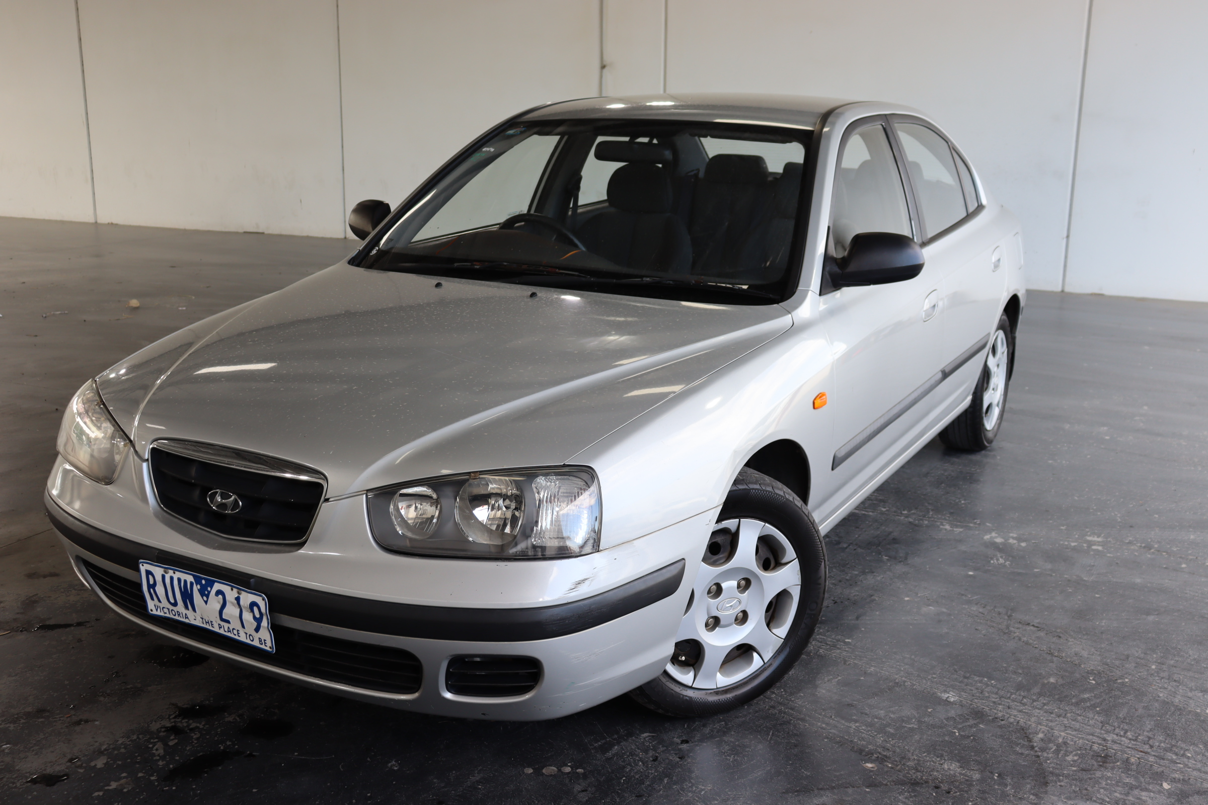 2002 Hyundai Elantra GL XD Manual Sedan Auction (0001-20048187) | Grays ...