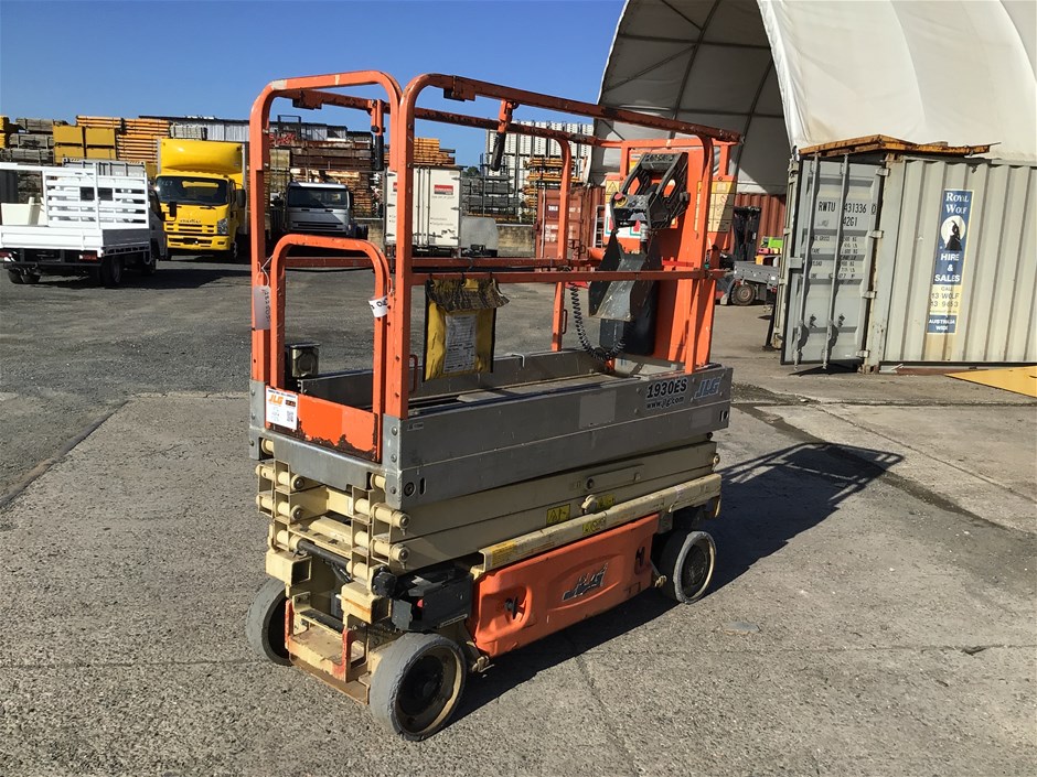 2011 JLG 5.8M Electric 1930ES Scissor Lift Auction (0018-5048546 ...