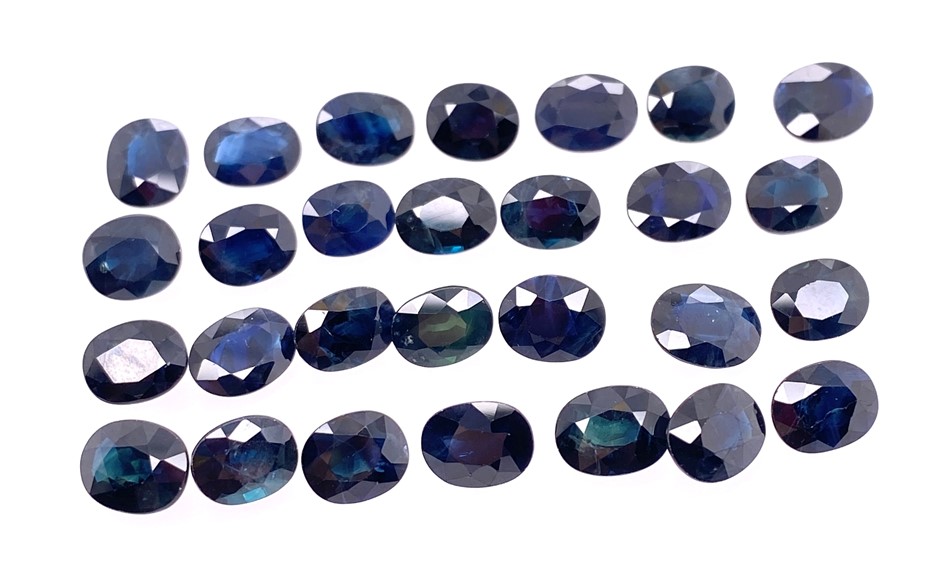 Twenty Eight Loose Sapphire, 35.62ct in Total Auction (00012542956