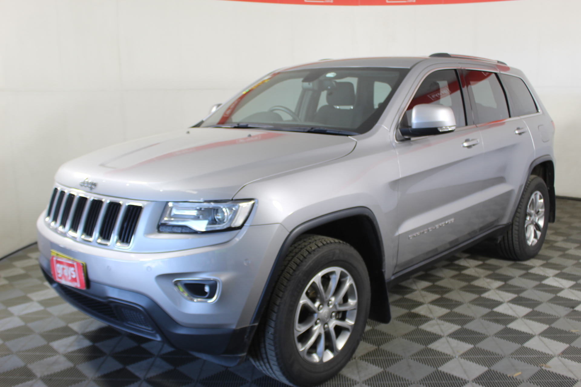 2015 Jeep Grand Cherokee Laredo (4x4) WK Automatic - 8 Speed Wagon ...