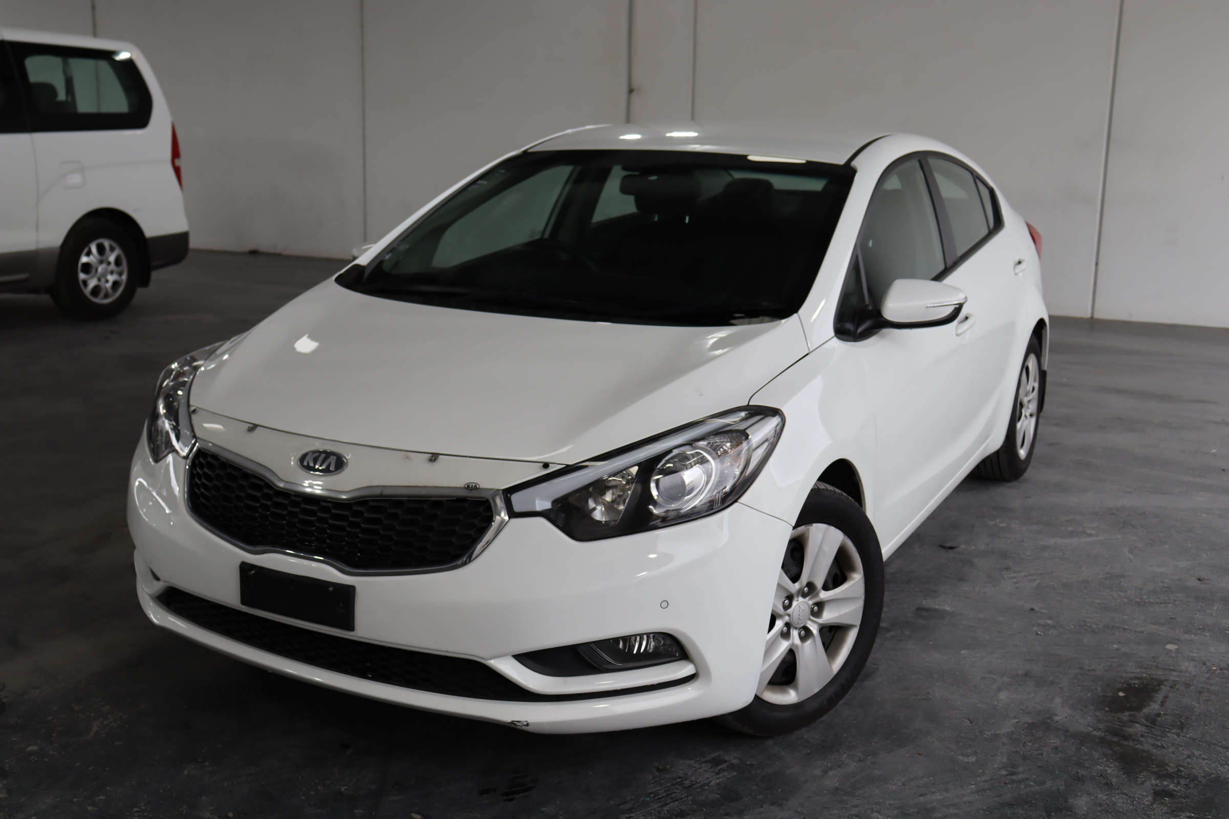 2013 Kia Cerato S YD Automatic Sedan Auction (0001-20052205) | Grays ...