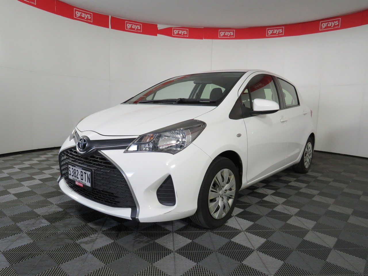 2016 Toyota Yaris Ascent NCP130R Automatic Hatchback Auction (0001 ...