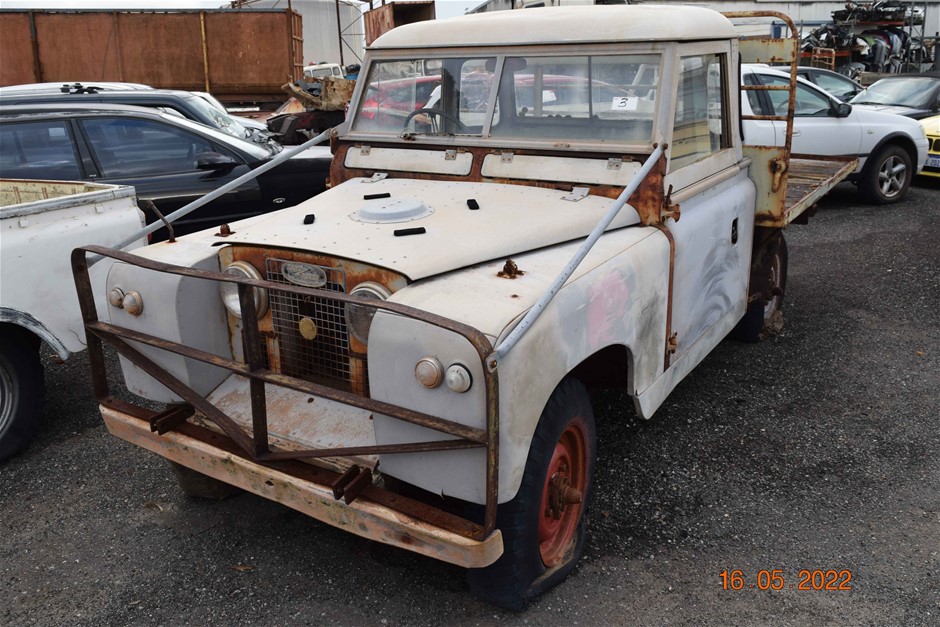 Early Series Land Rover 4WD LWB UTE Auction (00039031693) Grays Australia
