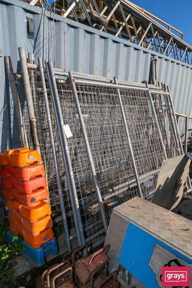 Assorted Temporary Fencing Auction (01985048830) Grays Australia