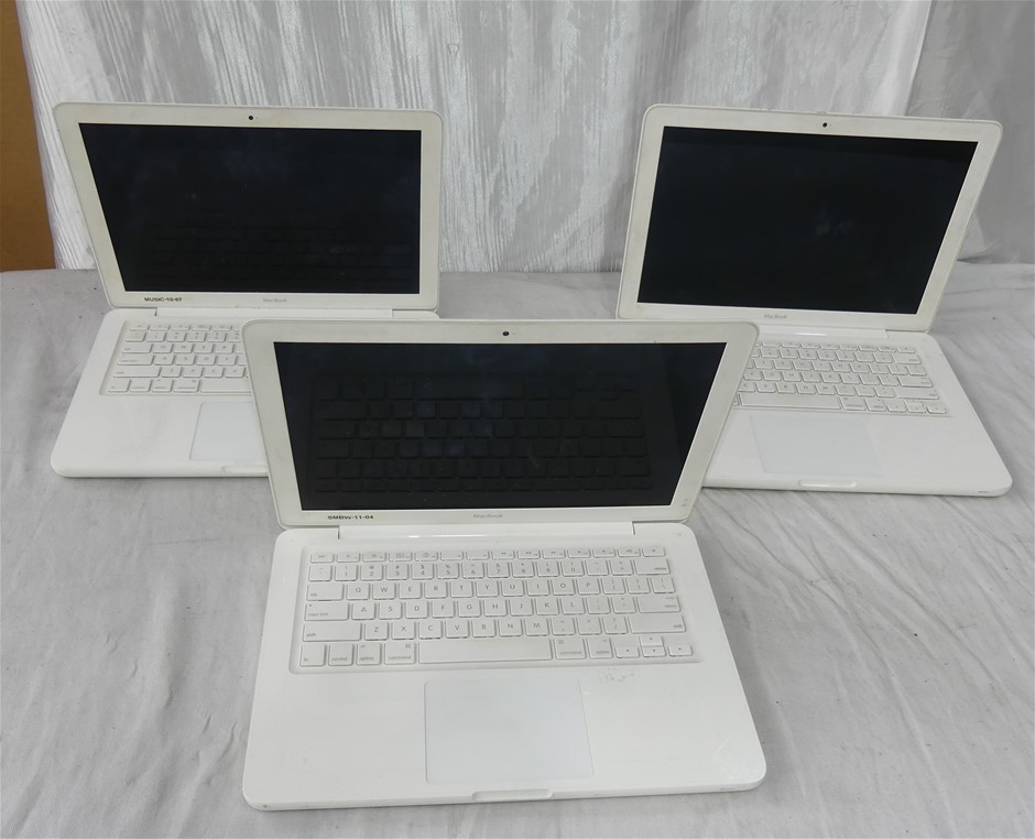 Box Of Apple Laptops Approx Includes 1 x Apple MacBook7,1 Auction