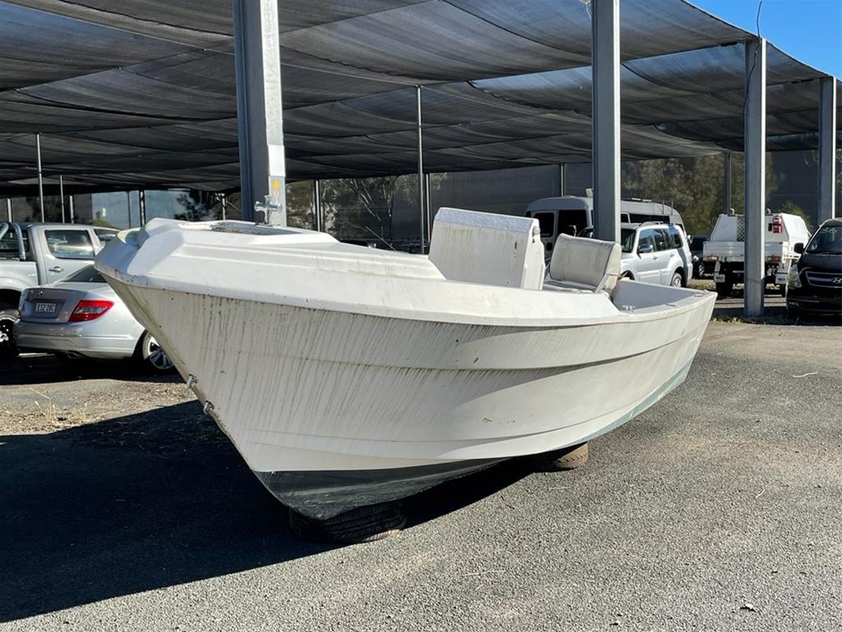 Center Console Project Boat Auction (000110080963) Grays Australia