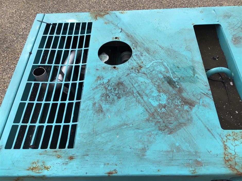 北越/エアマン/AIRMAN スクリューコンプレッサー PDS50S - 中古