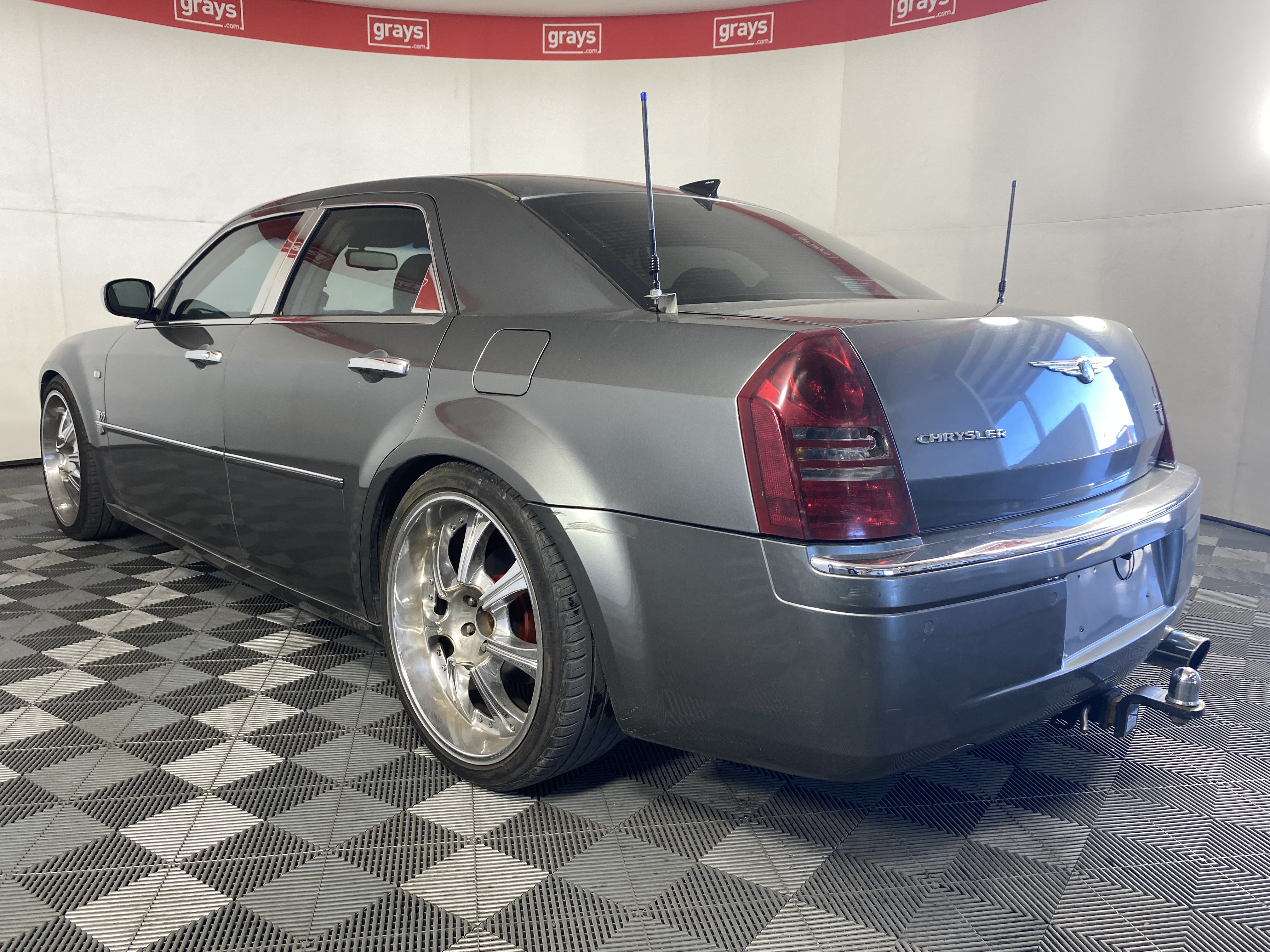 2006 Chrysler 300C LE Automatic Sedan (WOVR-Inspected) Auction 