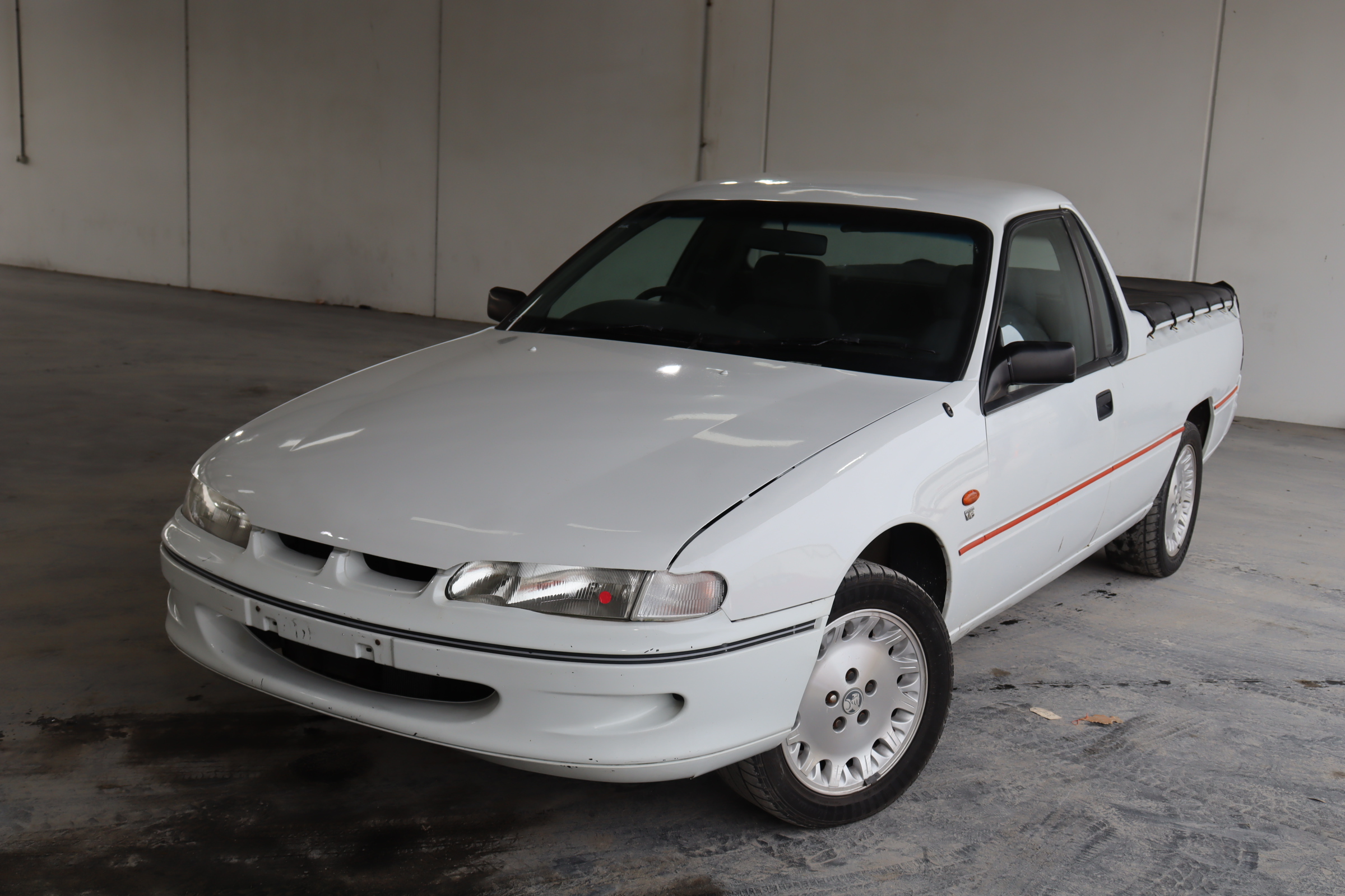 1997 Holden Commodore VSIII Automatic Ute Auction (0001-20081629 ...