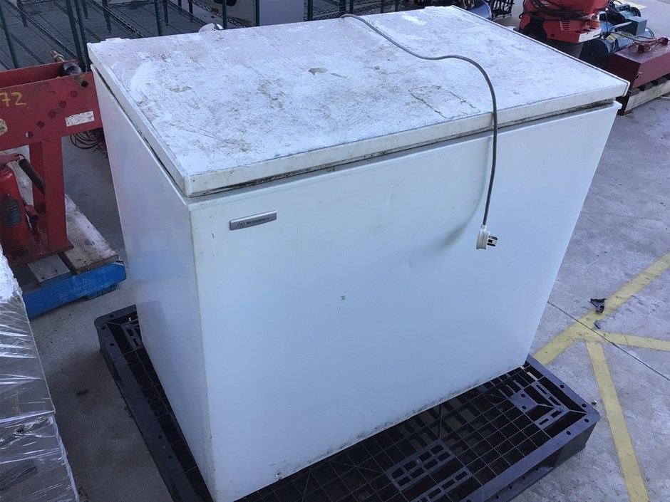 Westinghouse Chest Freezer Auction (00019033523) Grays Australia