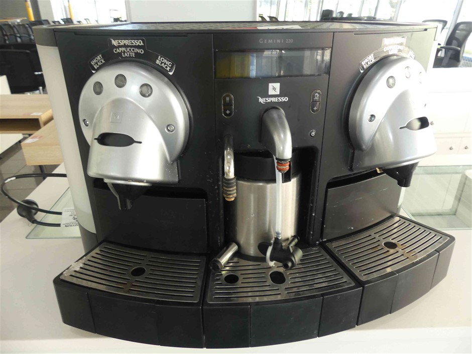 Nespresso Professional Gemini 220 Type73 Auction 0695 5049679