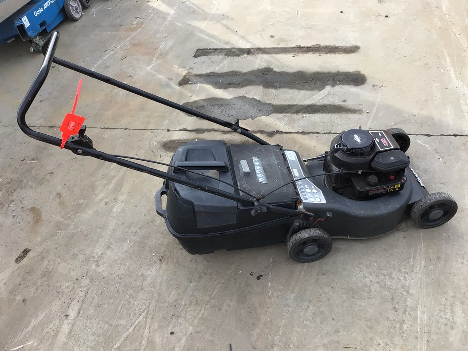 Morrison 460 Lawn Mower Auction (00413022732) Grays Australia