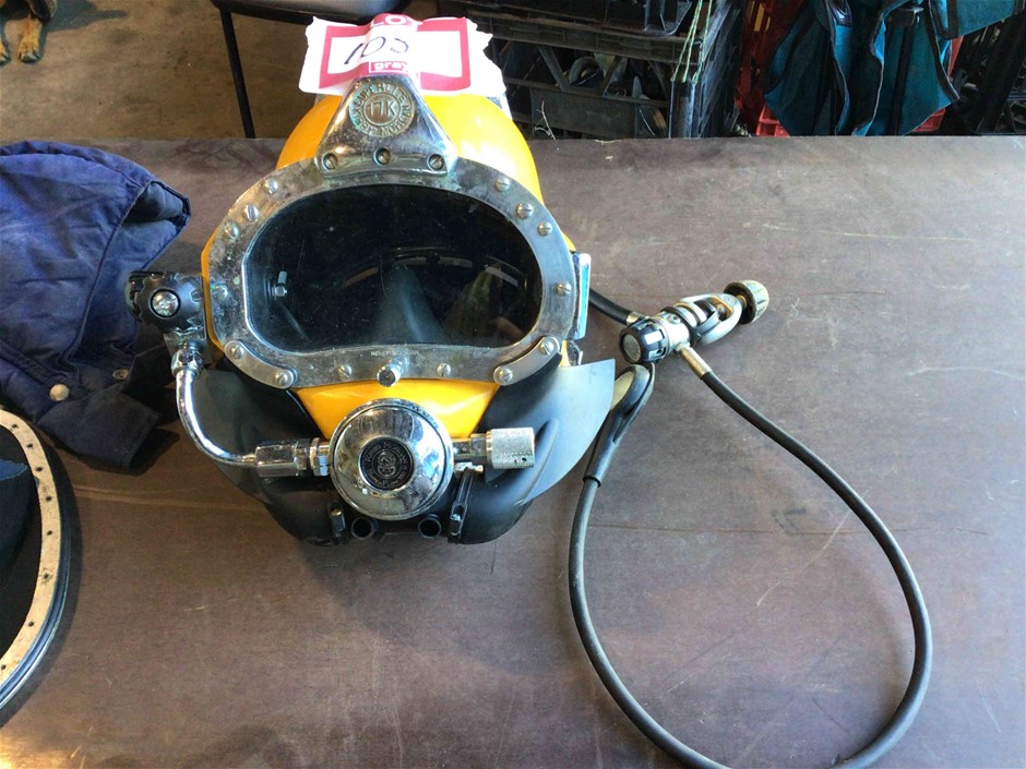 Diving helmet Kirby Morgan 37 - PS Auction - We value the future - Largest  in net auctions