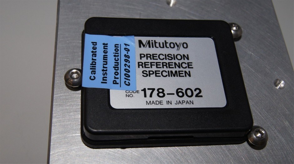 Precision reference specimen, Mitutoyo, Code No. 178602, Ra 2.94um