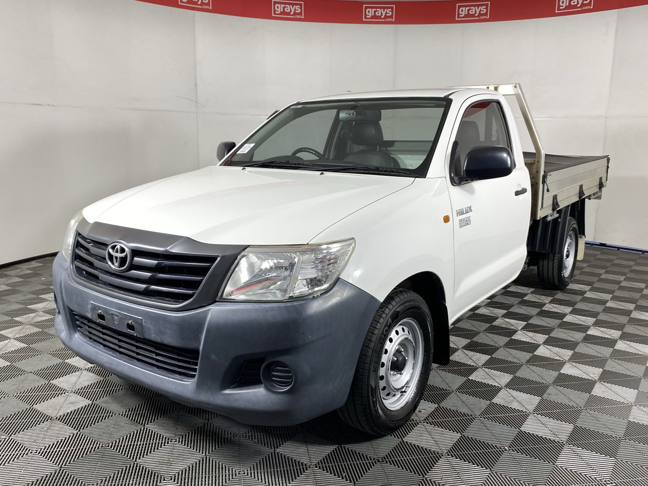 2014 Toyota Hilux 4X2 WORKMATE TGN16R Automatic Cab Chassis Auction ...