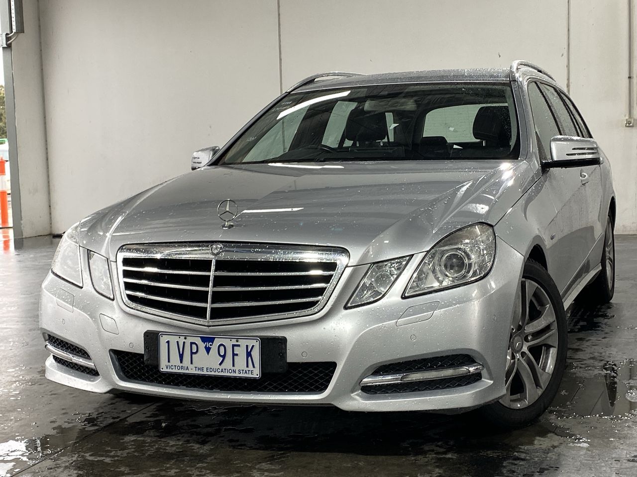 Mercedes on sale e220 2011