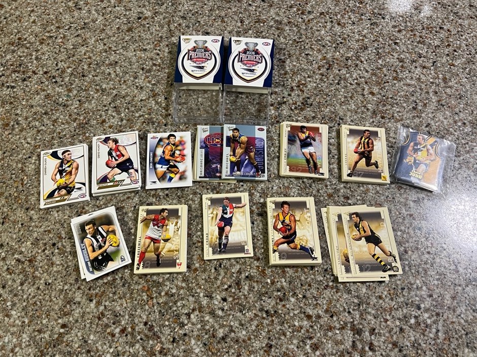 Assorted AFL Trading Cards Auction (00189034206) Grays Australia