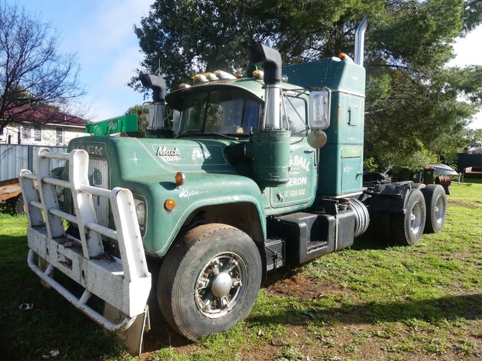 1975 Mack R600 /SeriesR 686 RS 8674 Prime Mover Auction (00245049864) Grays Australia