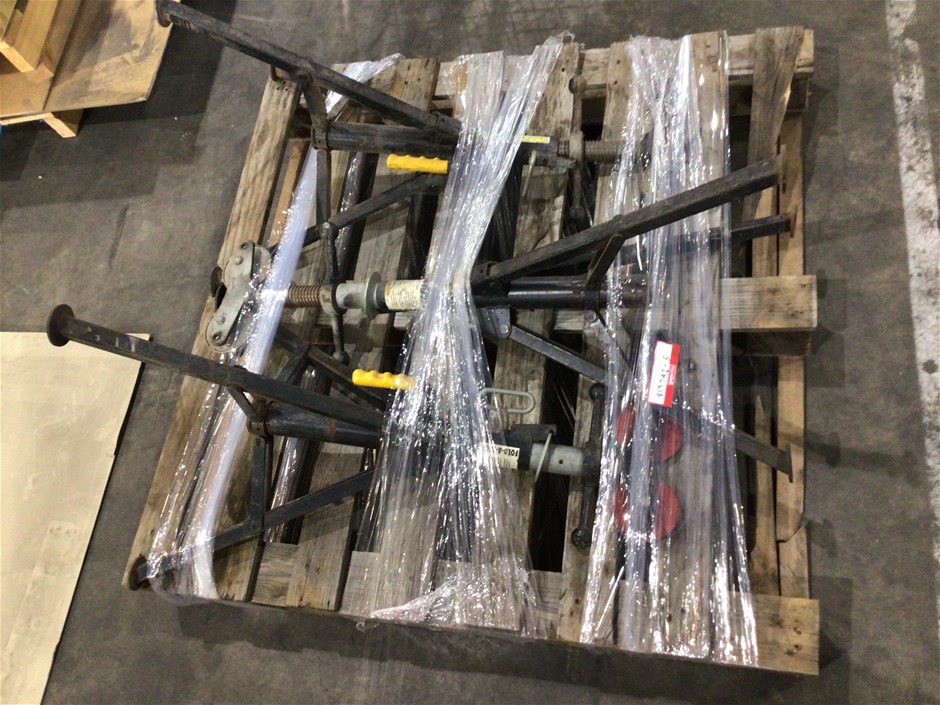 Adjustable Pipe Roller Stands Auction (00248016040) Grays Australia