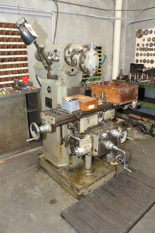 89 Sermac QX6225 Milling Machine With Assorted Tooling Auction (00055050158) Grays Australia