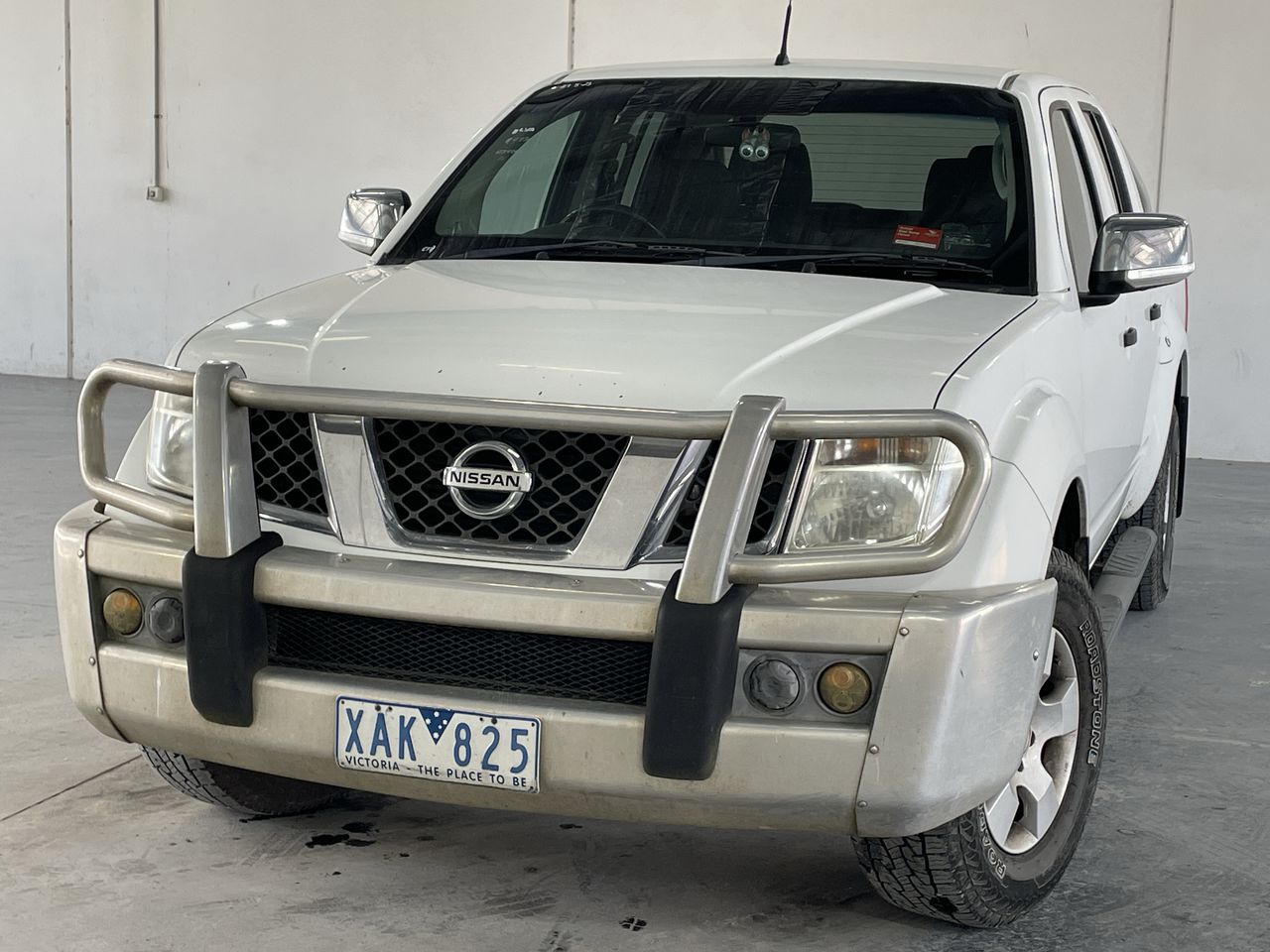 2009 Nissan Navara ST-X 4X4 DOUBLE CAB D40 Turbo Diesel Automatic Dual ...