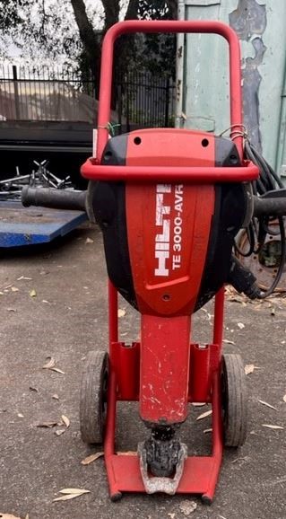 HILTI TE3000AVR Breaker - Electric – Large - 20kg Auction (0010-5050521 ...