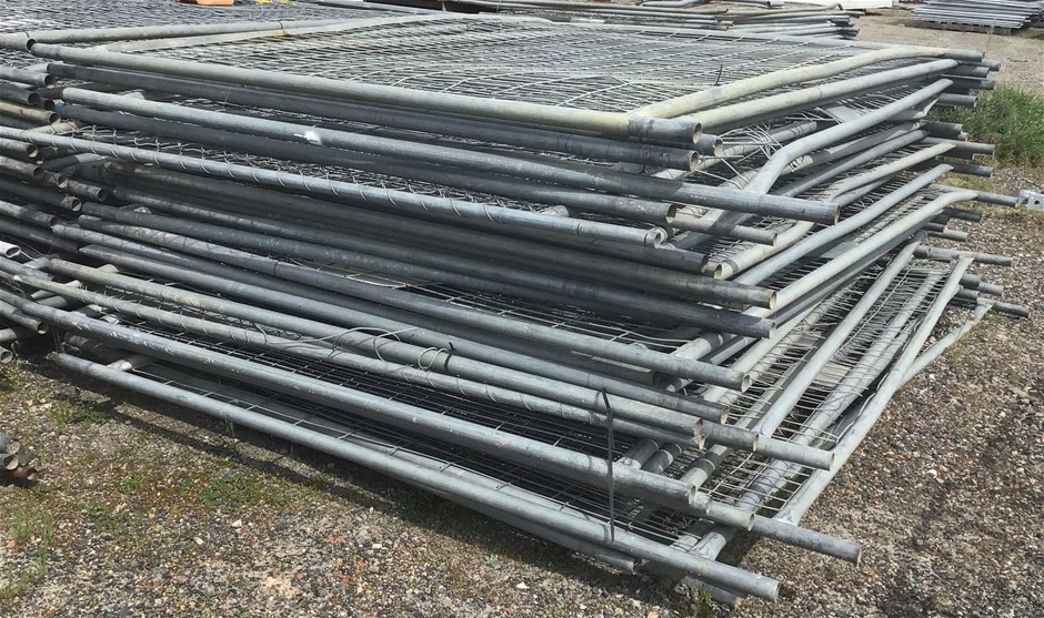 Approx 30x Fencing Panels (Dandenong South) Auction (00053023580