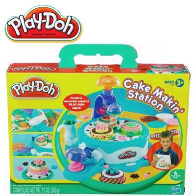 Play-Doh Cake Makin' Station with 4 Play