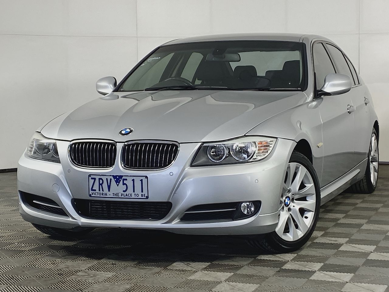 2011 BMW 3 Series 320d Lifestyle E90 Turbo Diesel Automatic Sedan ...