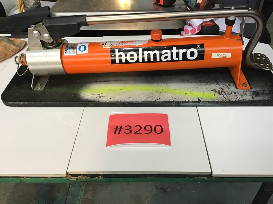 Holmatro Hand / Foot Operated Hydraulic Pump, 2 Stage Auction (3290