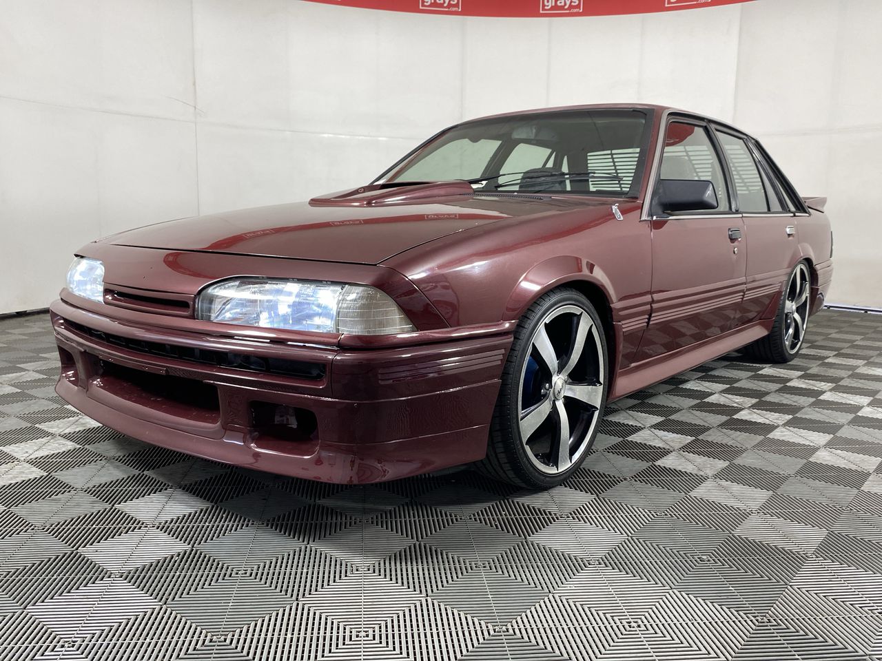 1987 Holden VL Commodore Custom HDT style 355ci Stroker Auto Sedan ...