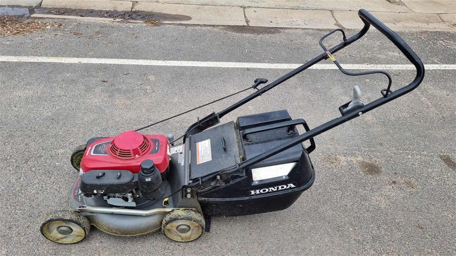 Honda Hru196 Pro Mulching Catcher Mower Cm 01 Auction 0007 3023742 Grays Australia