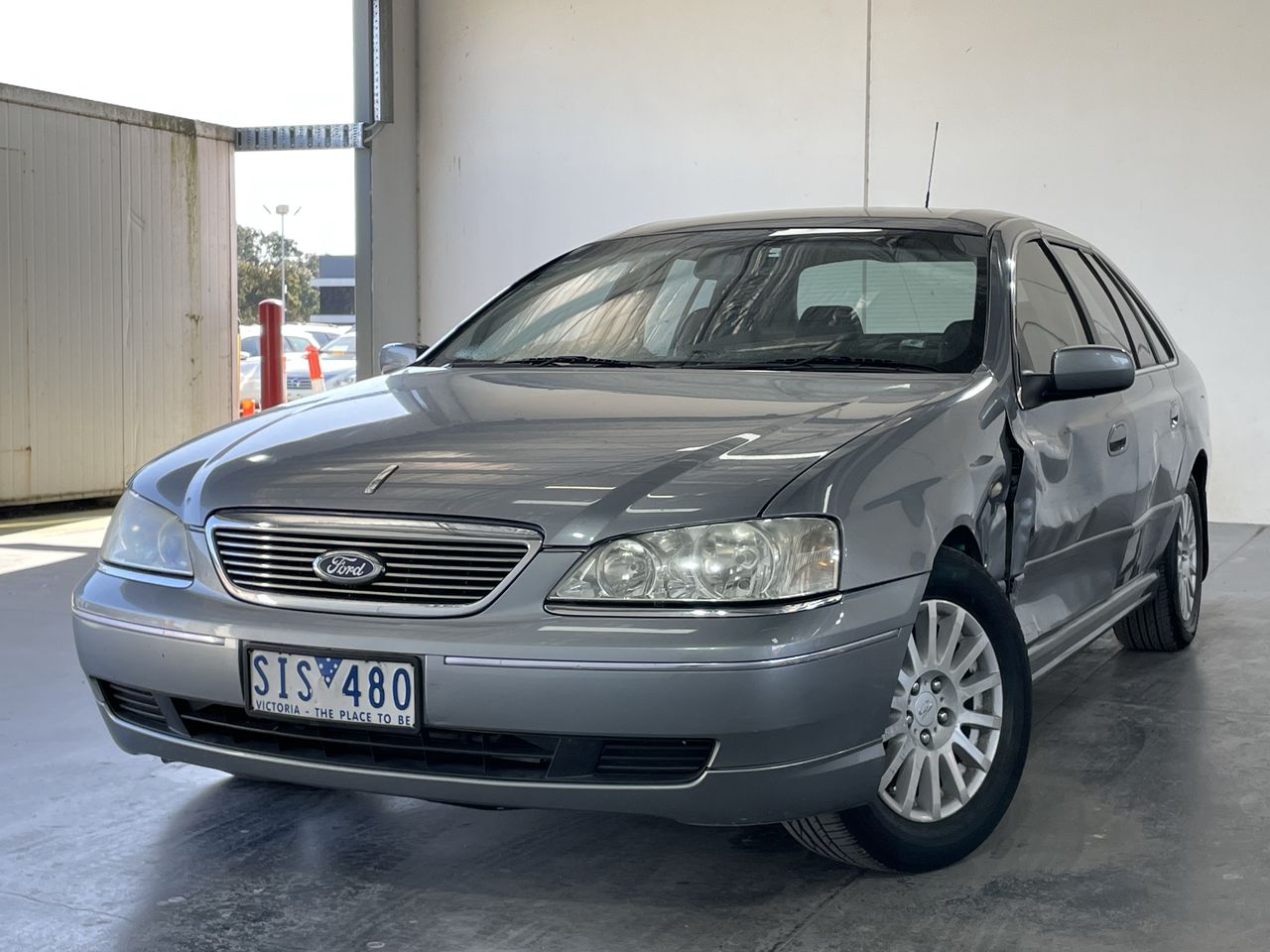 2003 Ford Fairlane Ghia BA Automatic Sedan Auction (0001-20066176 ...