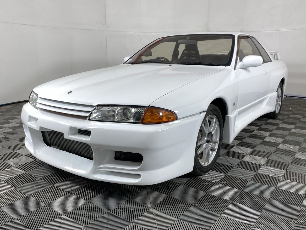 1992 Nissan Skyline GTR Twin Turbo Manual Coupe (Import)