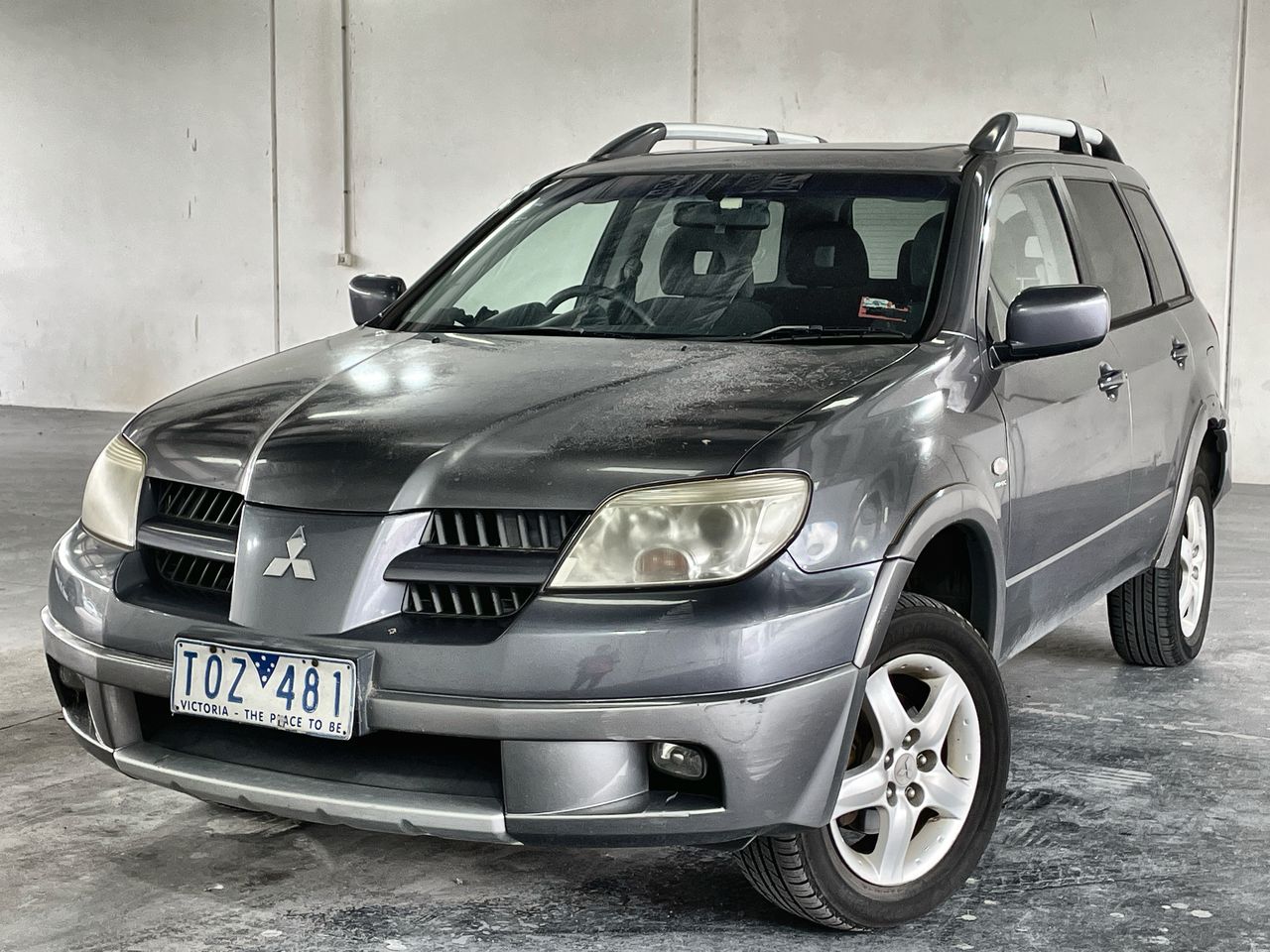 2005 Mitsubishi Outlander XLS ZF Automatic Wagon Auction (0001-20067000 ...