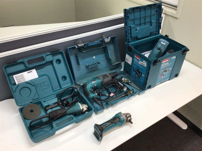 gnist Dwell Mansion Qty Makita Power Tools Auction (0008-7042415) | Grays Australia